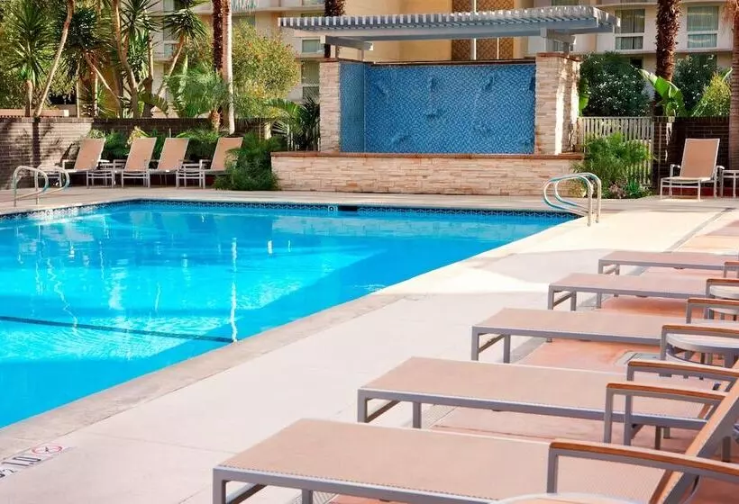 Szálloda Four Points By Sheraton Los Angeles International Airport