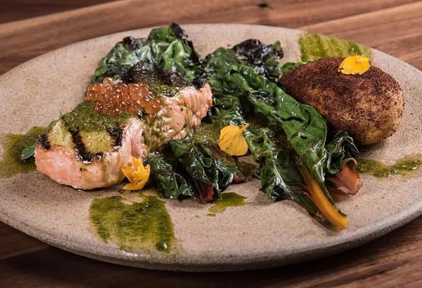 هتل Friday Harbor House