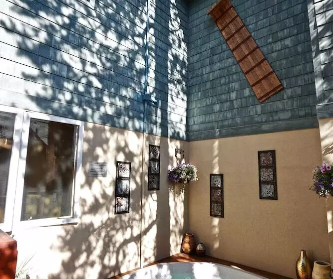 Hotel Frisco Inn On Galena