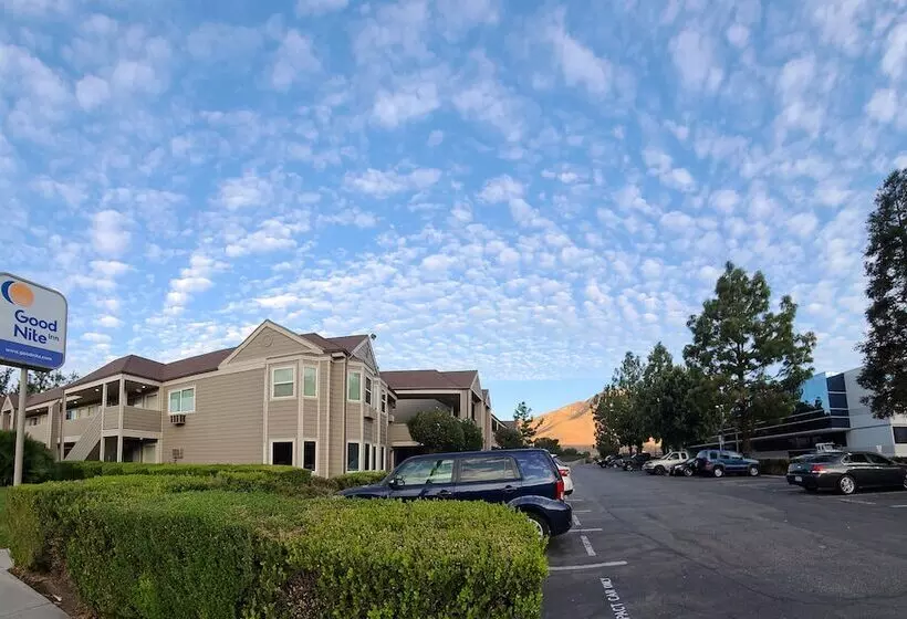 Отель Good Nite Inn Calabasas