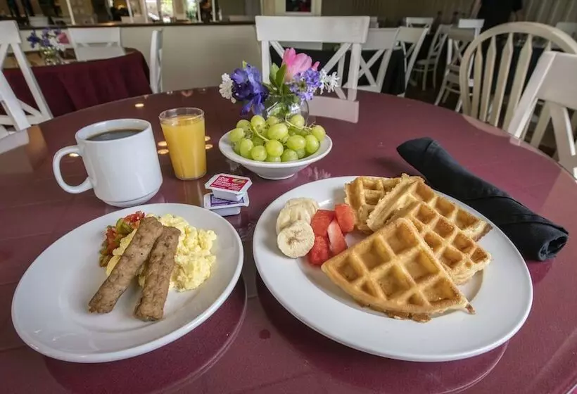 هتل Grand Victorian