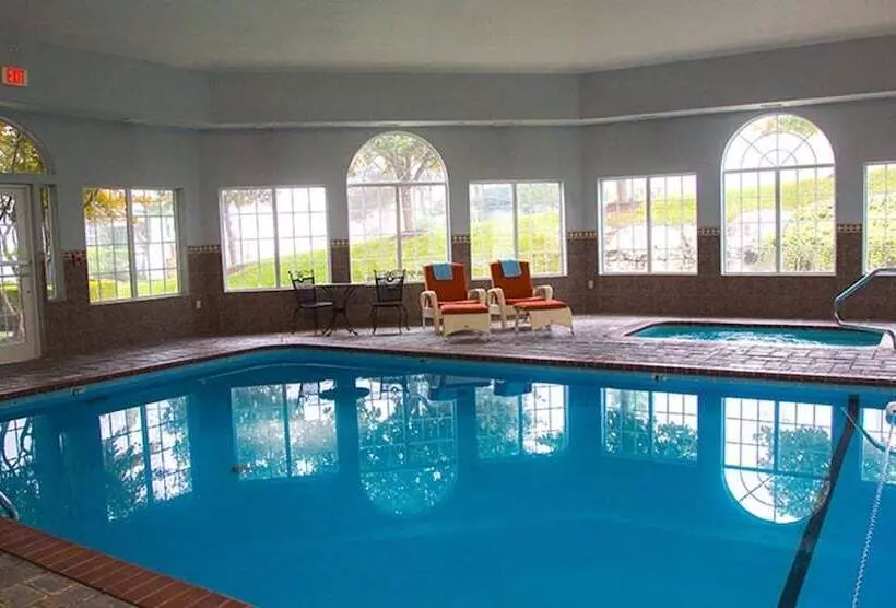 هتل Grand Victorian