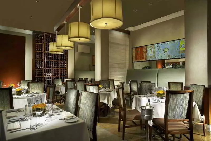 ホテル Grande Colonial La Jolla