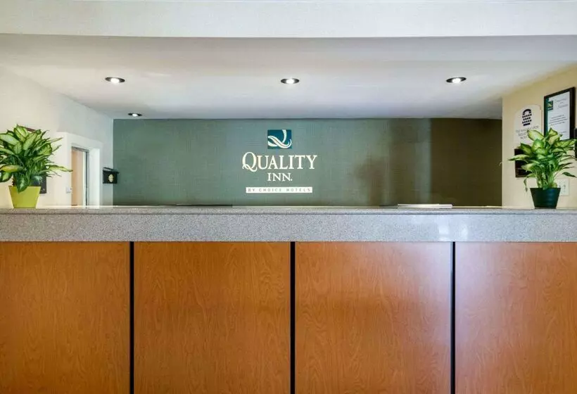 ホテル Quality Inn Newark Wilmington