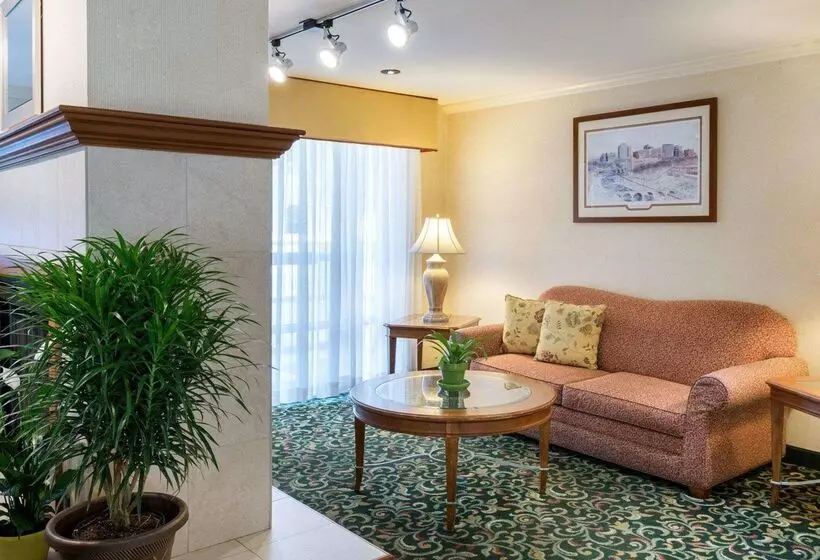ホテル Quality Inn Newark Wilmington