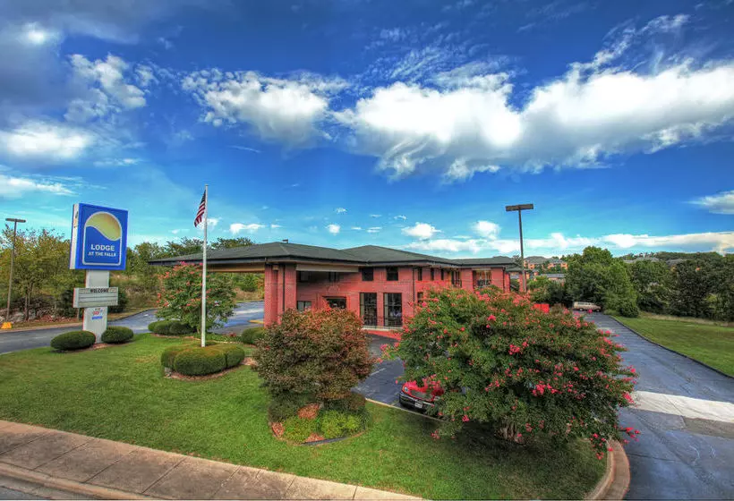 هتل Clifs Lodge At The Falls