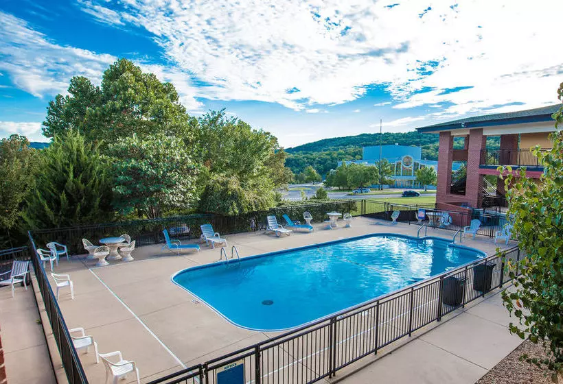 هتل Clifs Lodge At The Falls