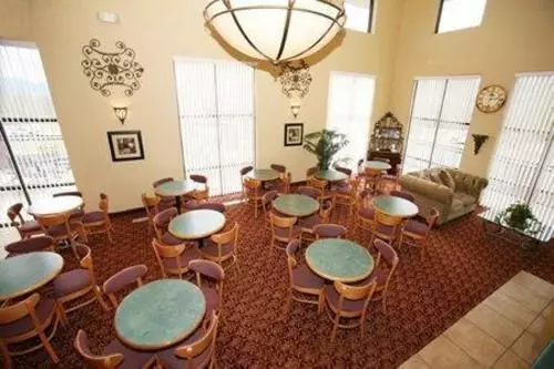 هتل Clifs Lodge At The Falls