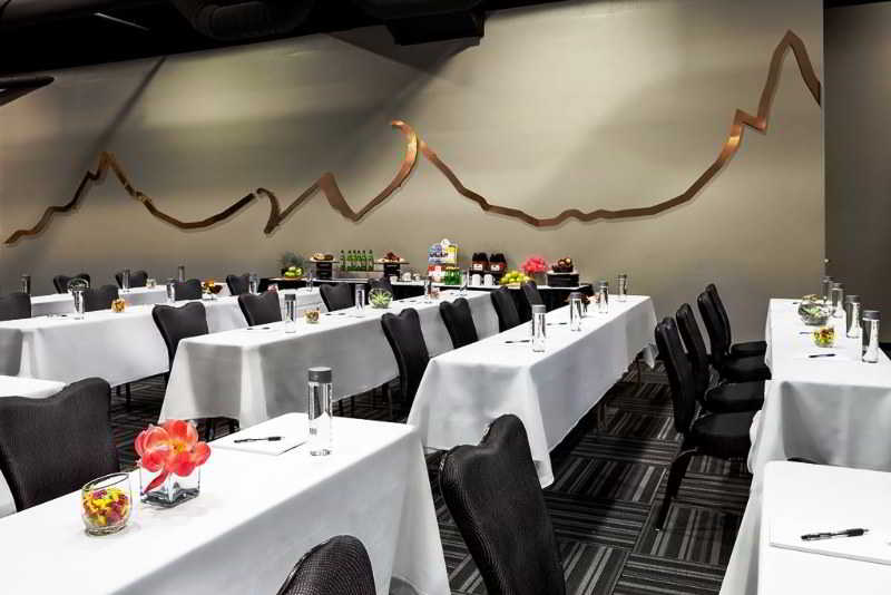 Whitney Peak Hotel Reno, Tapestry Collection By Hilton