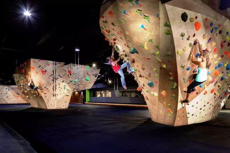 Whitney Peak Hotel Reno, Tapestry Collection By Hilton