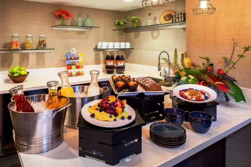 Whitney Peak Hotel Reno, Tapestry Collection By Hilton