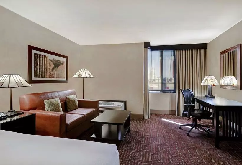 אתר נופש Doubletree By Hilton Phoenix  Tempe