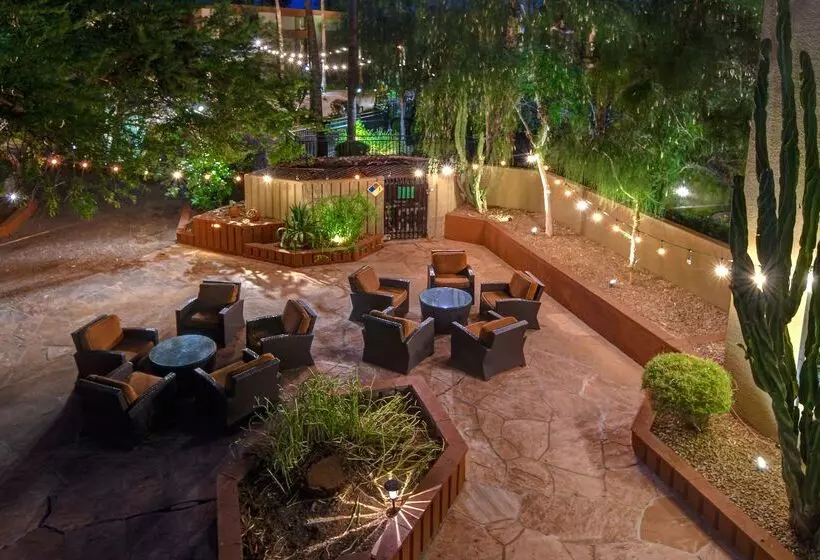 אתר נופש Doubletree By Hilton Phoenix  Tempe