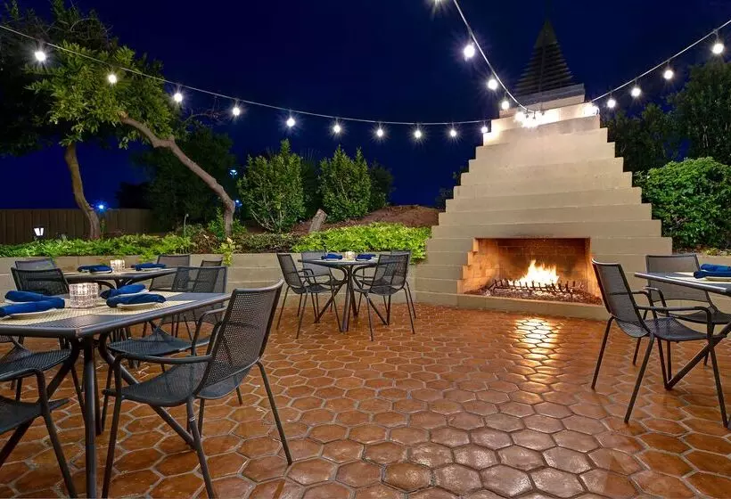 אתר נופש Doubletree By Hilton Phoenix  Tempe