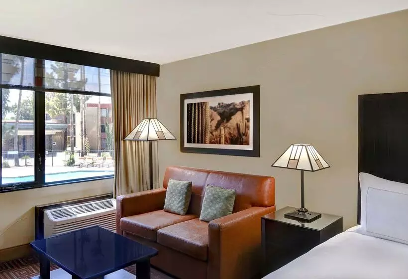 אתר נופש Doubletree By Hilton Phoenix  Tempe