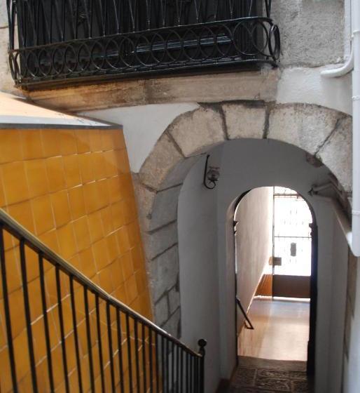 膳宿费 Pensió Viladomat