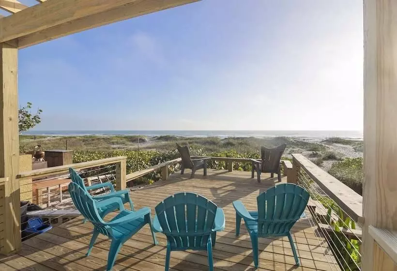 Coco Sands Beachside Cottages