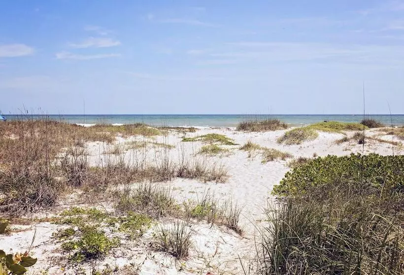 Coco Sands Beachside Cottages