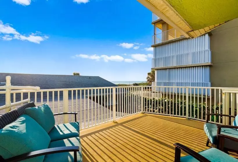 Coco Sands Beachside Cottages