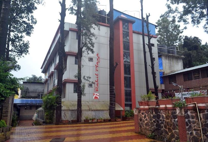ホテル Rahil Plaza