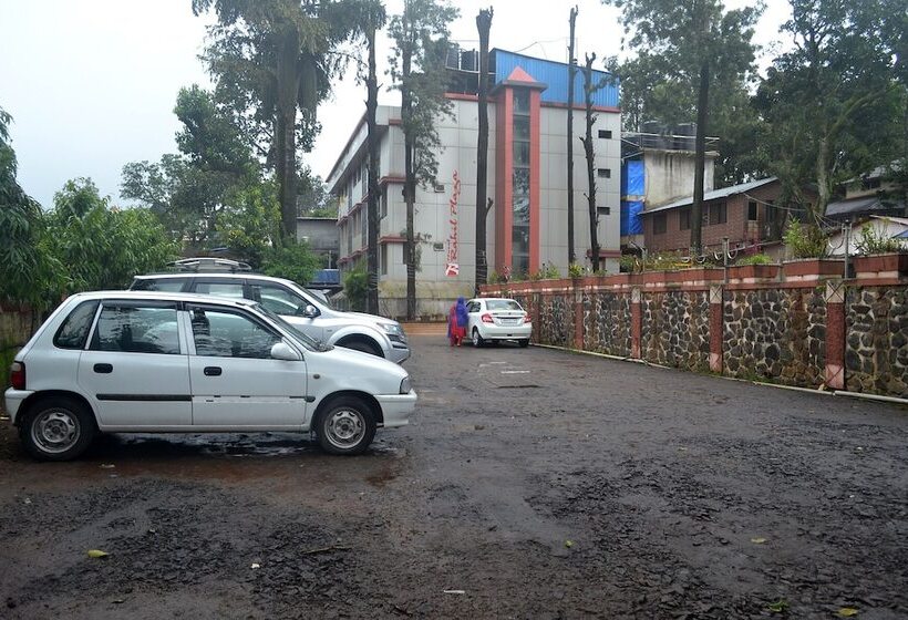 ホテル Rahil Plaza