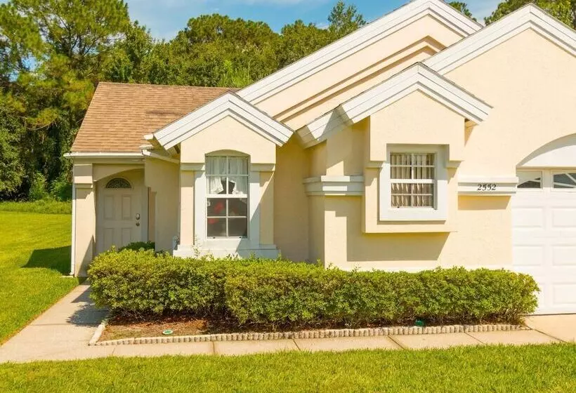 Sunshine, Love, And Happiness In A Home Thats Cute As A Button   3bd 2552