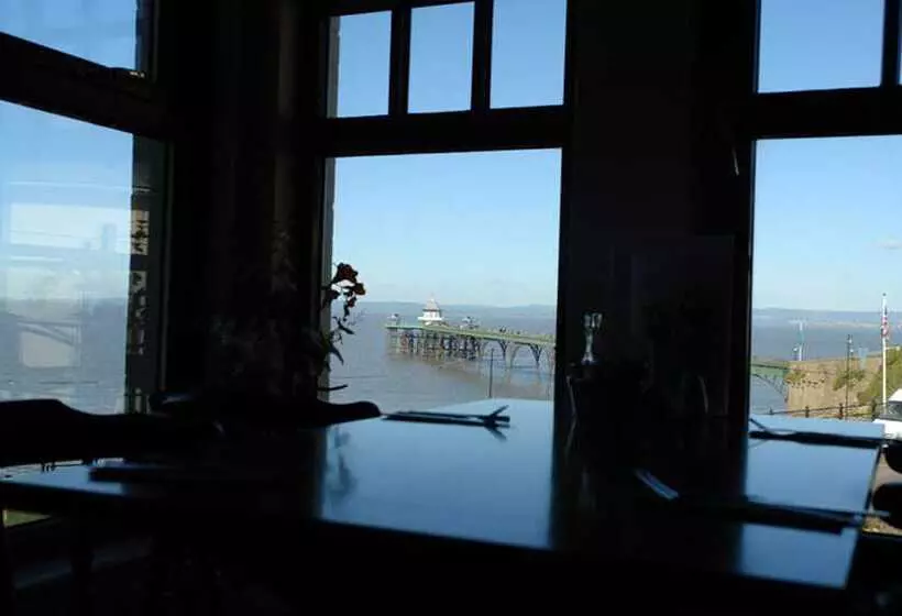 ベッドアンドブレックファースト The Moon And Sixpence