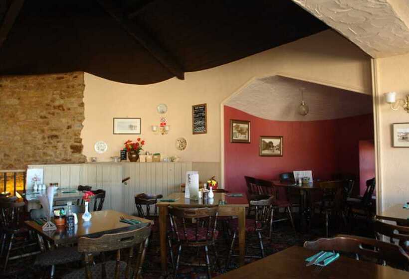 Bed and Breakfast The Moon And Sixpence