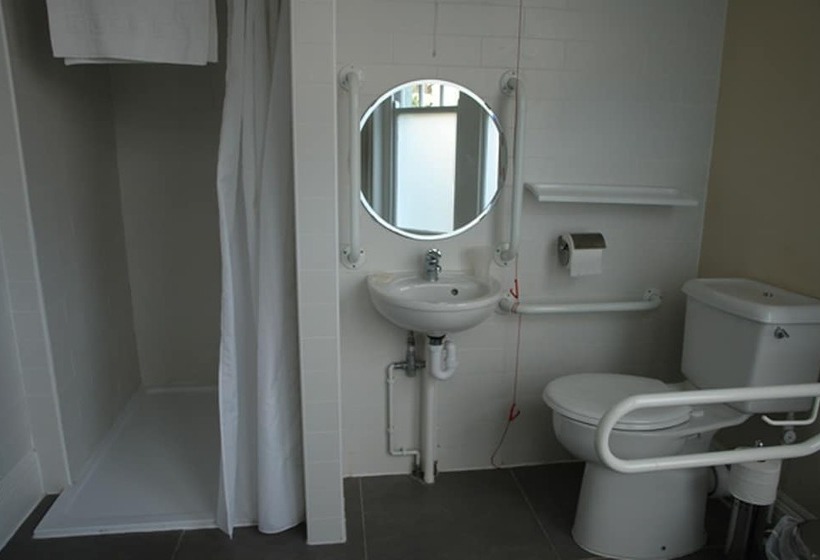 Bed and Breakfast The Moon And Sixpence