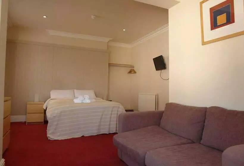 ベッドアンドブレックファースト The Moon And Sixpence