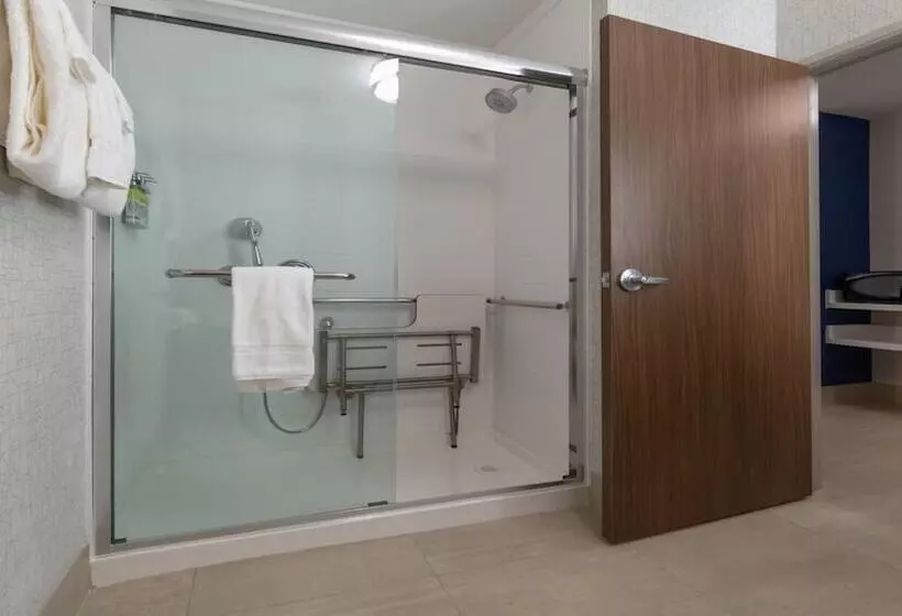 Hotelli Holiday Inn Express & Suites   Marion, An Ihg