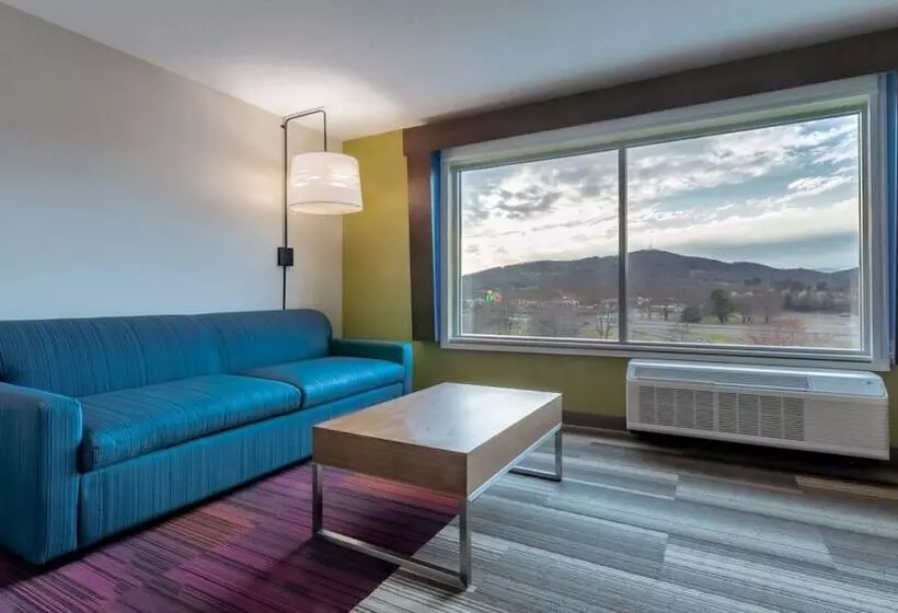 Hotelli Holiday Inn Express & Suites   Marion, An Ihg