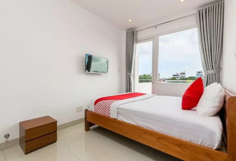 هتل Idea Homestay By Oyo Rooms