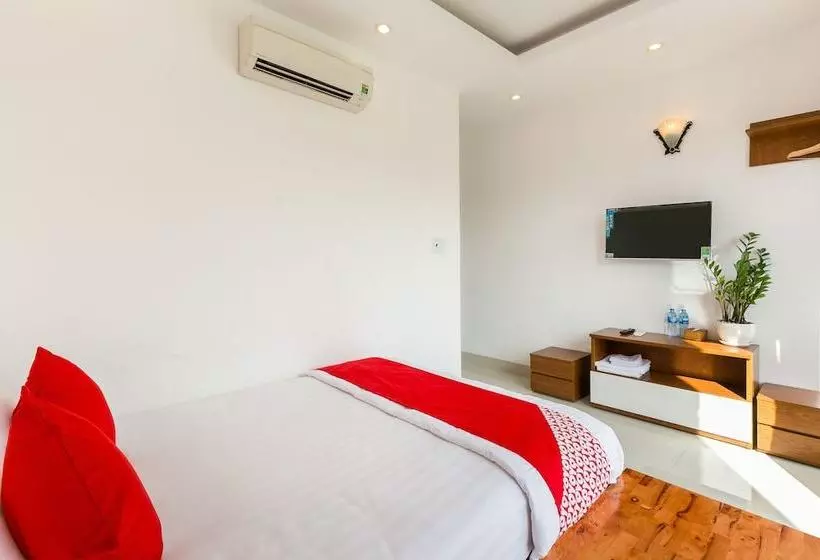هتل Idea Homestay By Oyo Rooms