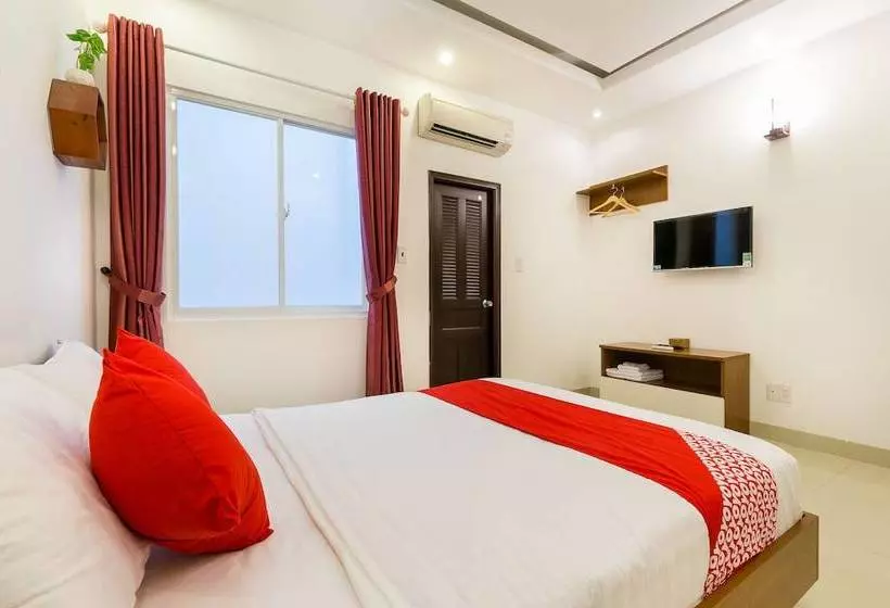 هتل Idea Homestay By Oyo Rooms