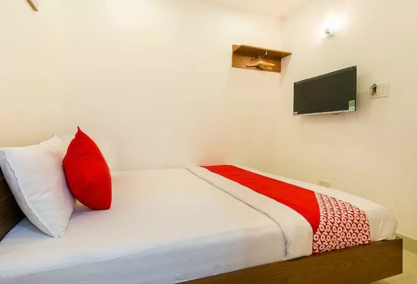 هتل Idea Homestay By Oyo Rooms