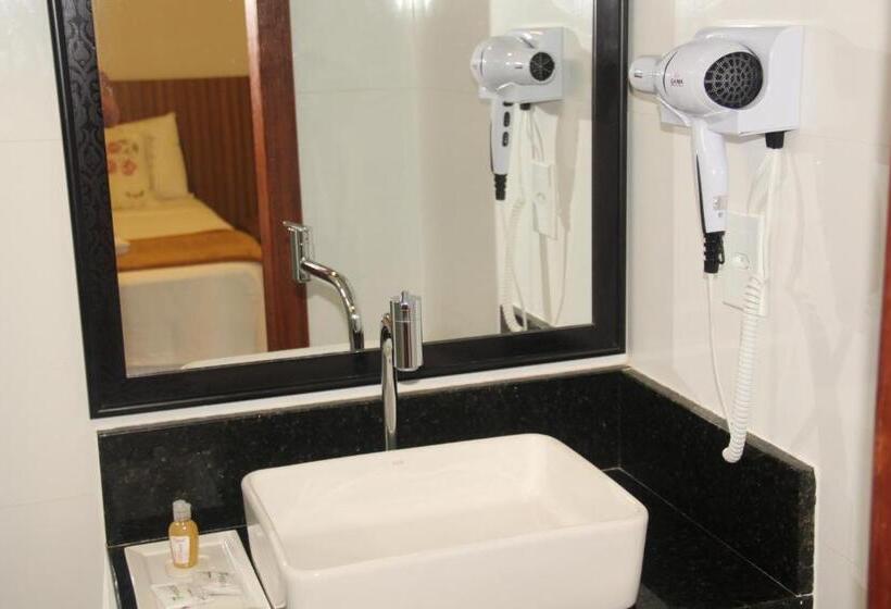 هتل Portal Do Descobrimento