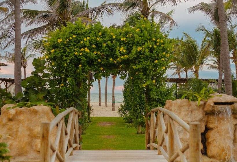 Отель Varandas Beach