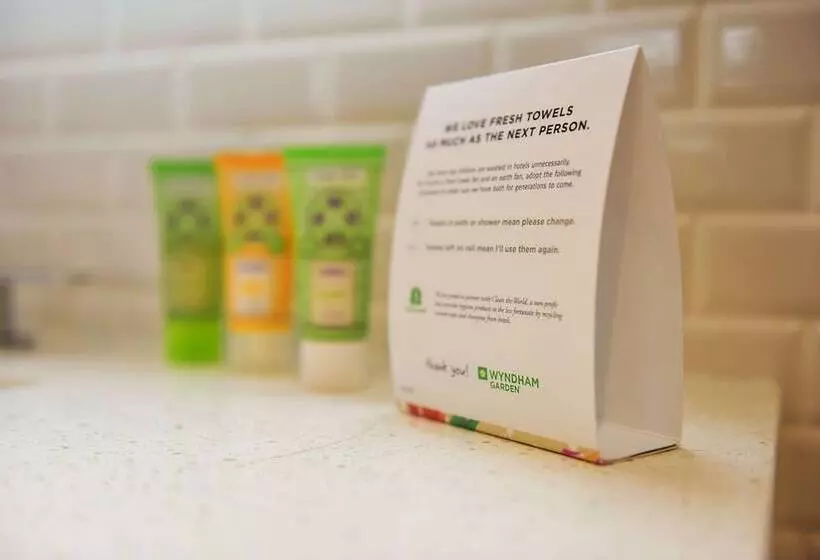 Hotelli Wyndham Garden North Bergen   Secaucus