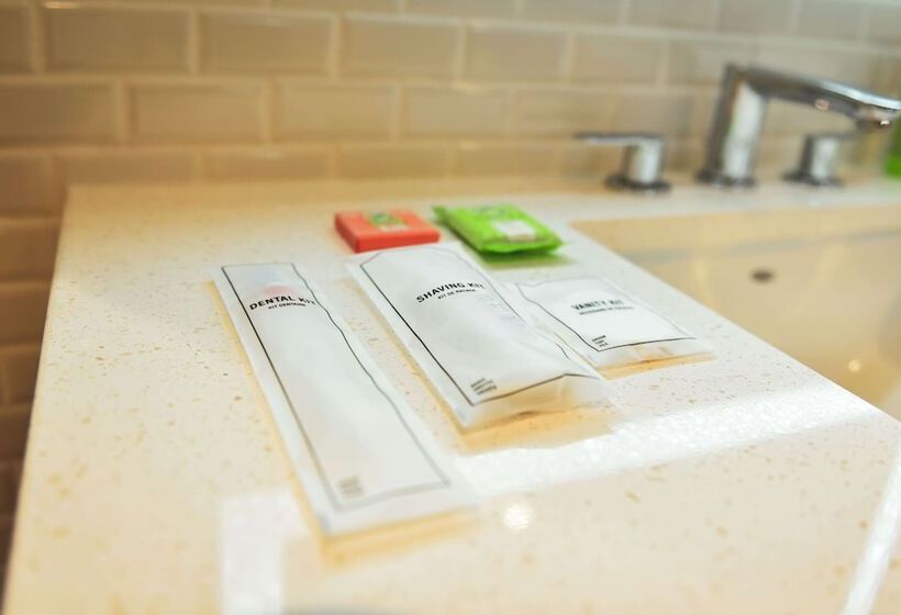 호텔 Wyndham Garden North Bergen Secaucus