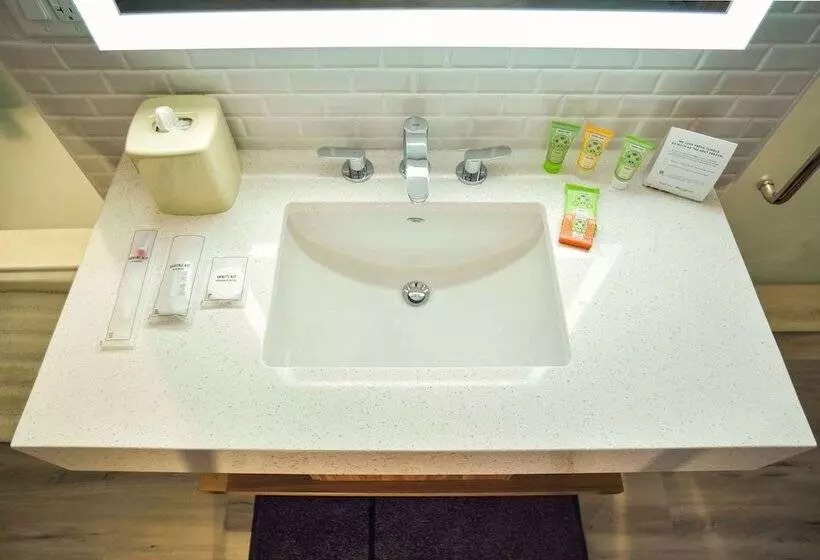 Hotelli Wyndham Garden North Bergen   Secaucus