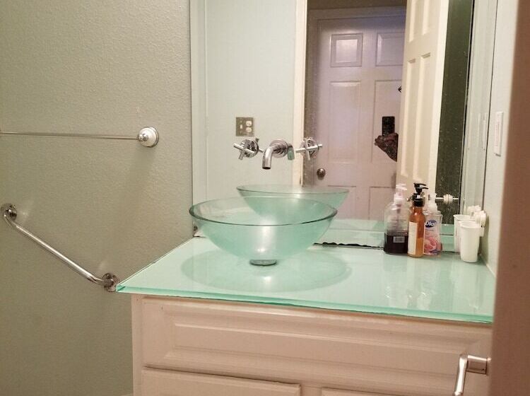 膳宿费 Cynnies Home