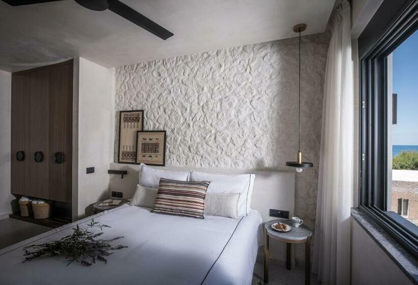 Tarsia Homes & Suites