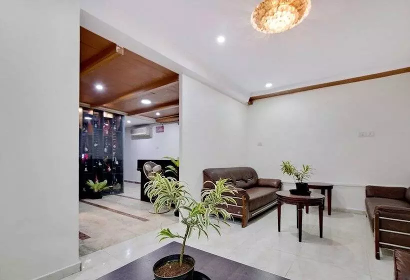 Capital O Elegant Amethyst Business Hotel Near Ragigudda Sri Prasanna Anjaneyaswamy Temple
