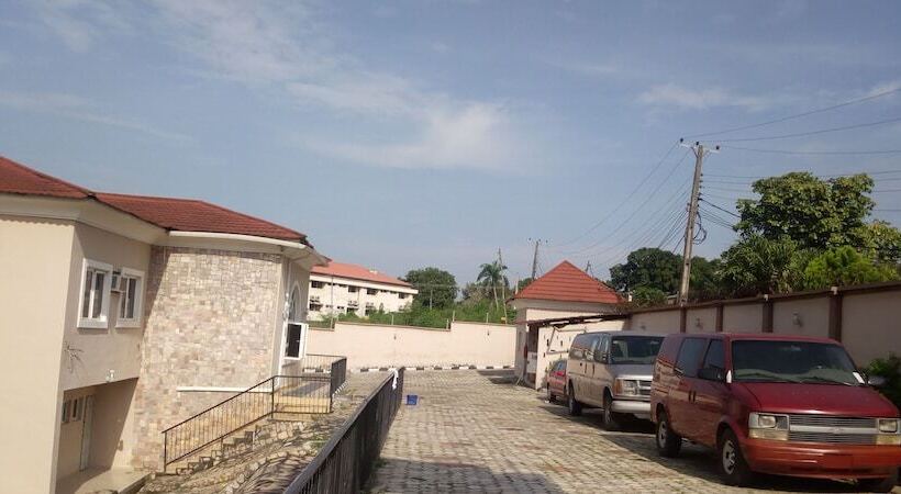 هتل Paris Apartment