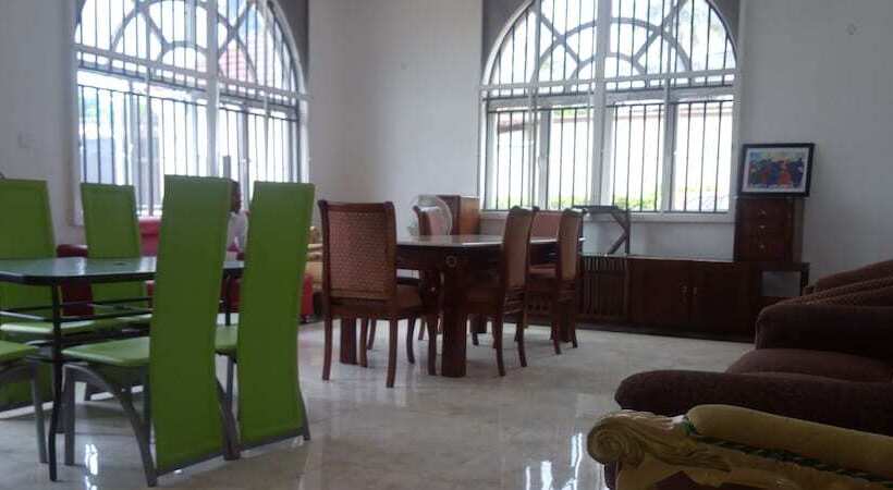 هتل Paris Apartment