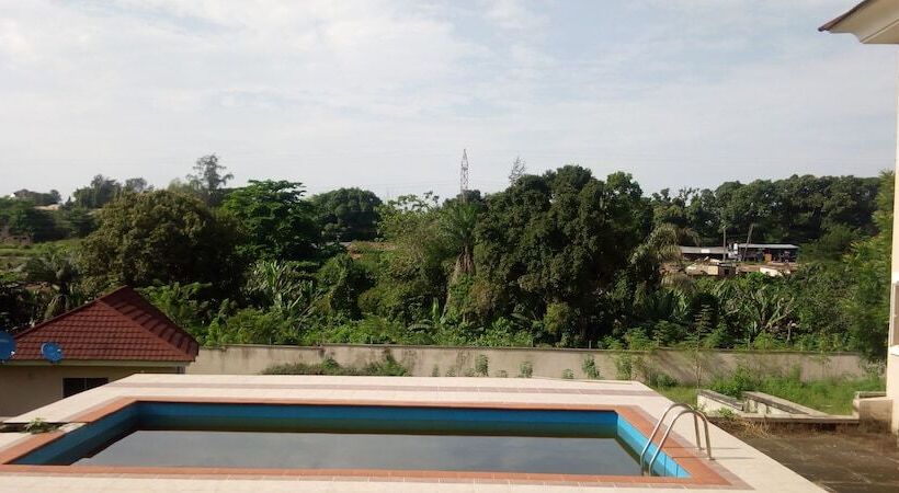 هتل Paris Apartment