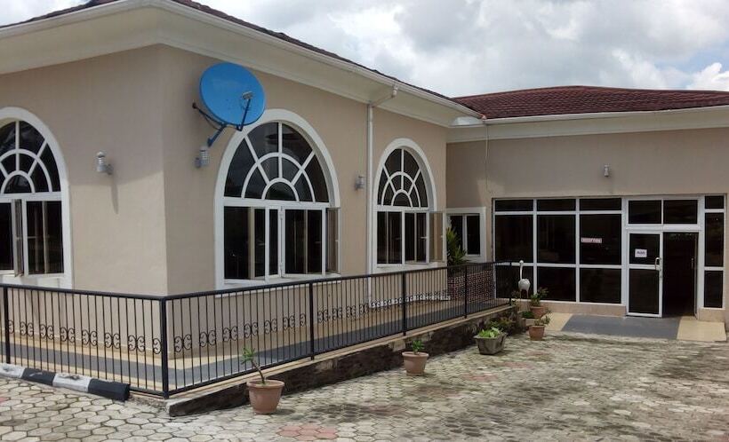 هتل Paris Apartment