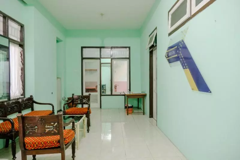 Hotel Spot On 2046 Villa Hardi