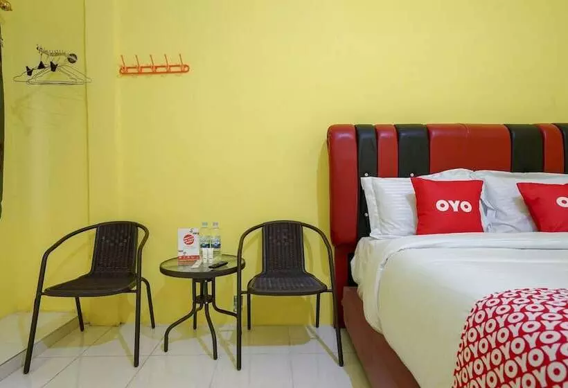 ホテル Alam Lestari Redpartner